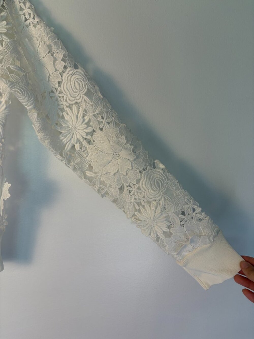 Generation Love Erin 3D Guipure Lace Cardigan White Floral Pattern Jacket - Picture 3 of 7